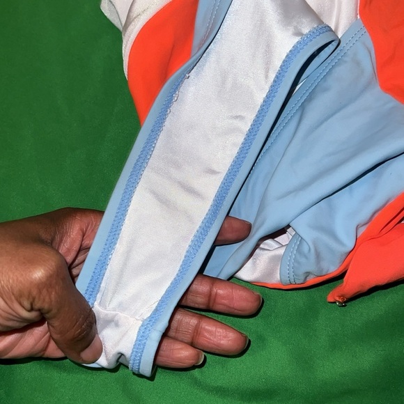 NWOT Icon Swim Colorful One Piece Swimsuit size Medium - Picture 5 of 5